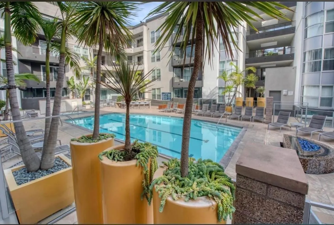 Appartement Spacious And Central With A Pool View Los Angeles