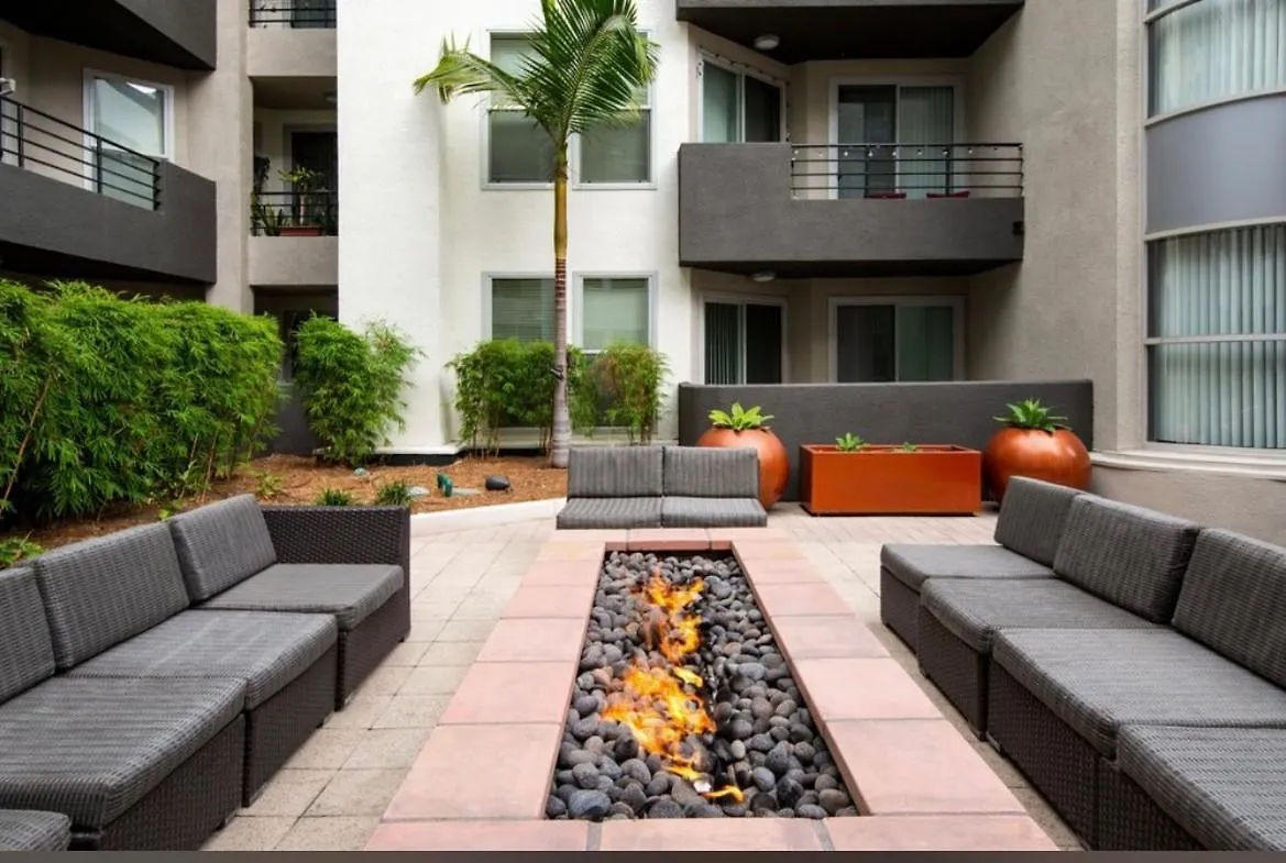 Appartement Spacious And Central With A Pool View Los Angeles États-Unis